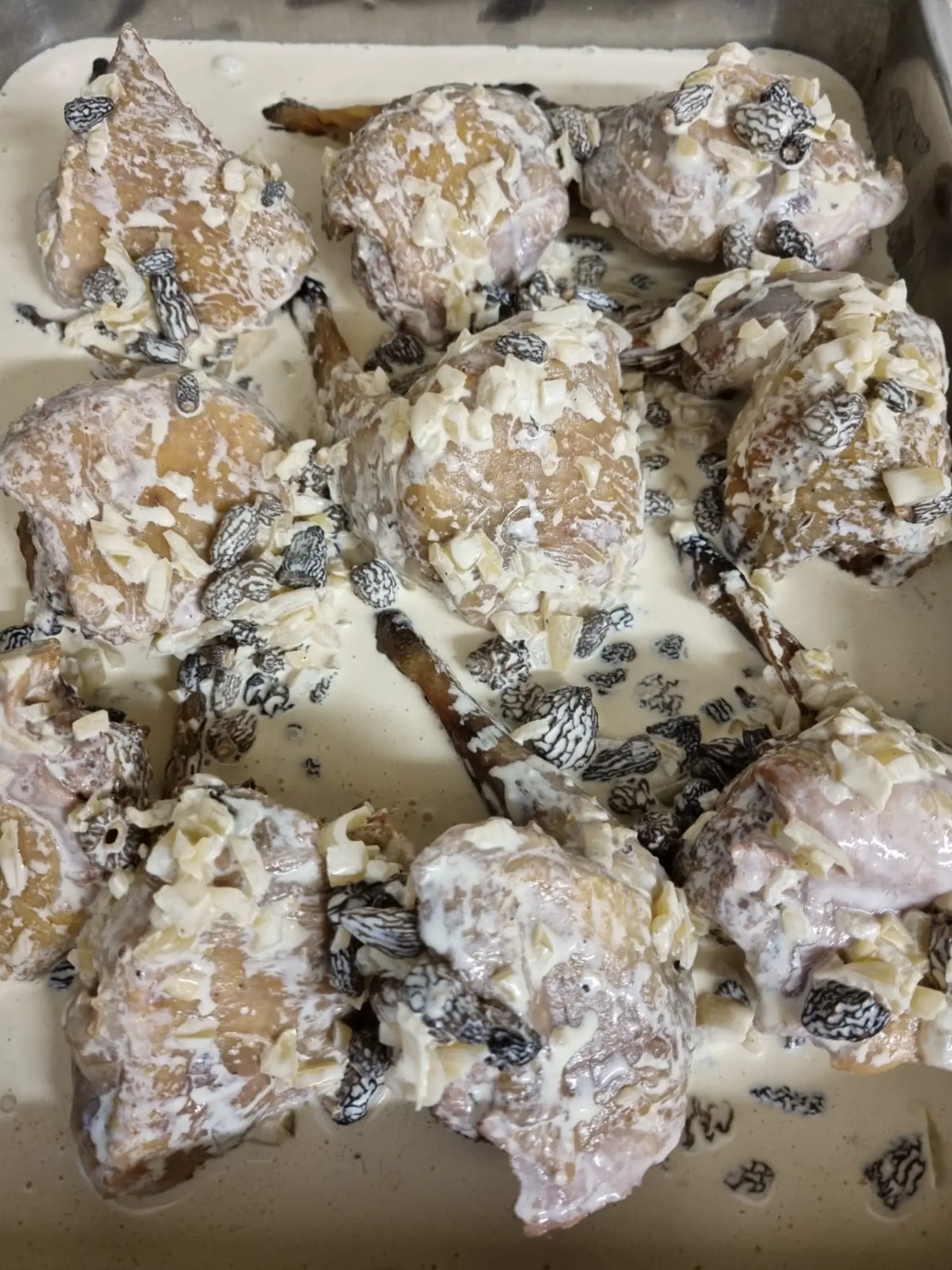cuisses de pintades farcies aux morilles