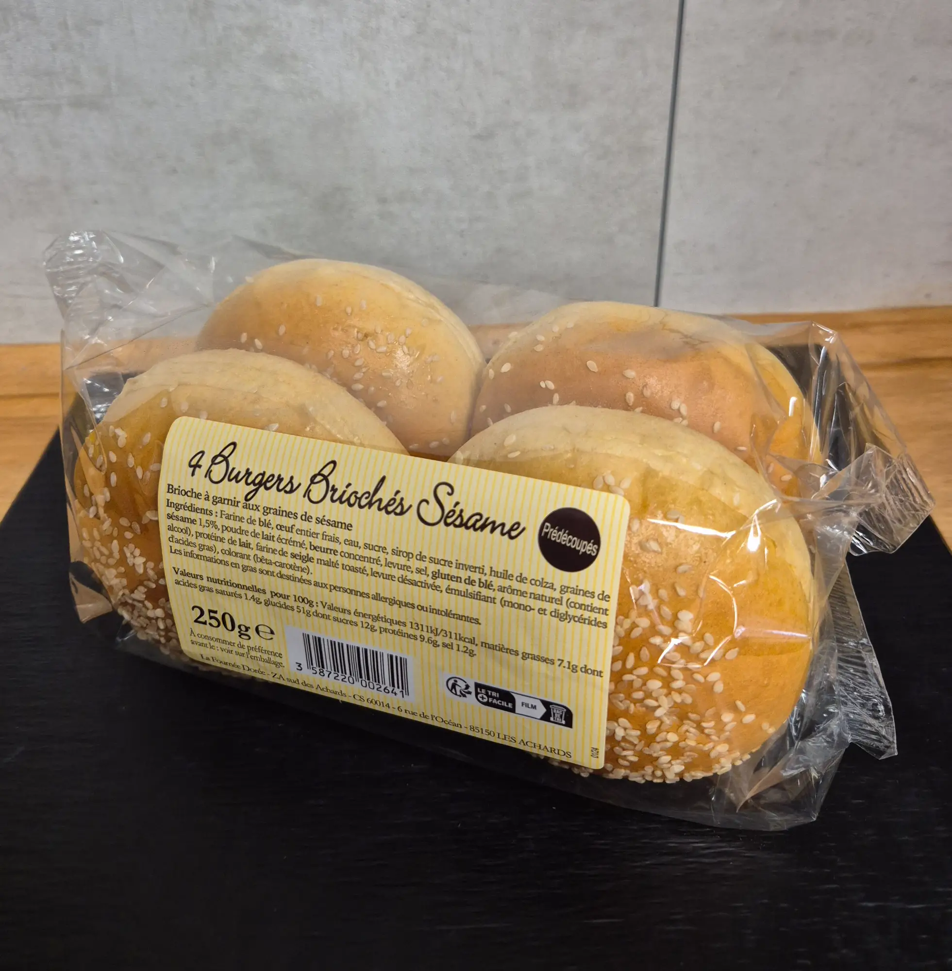 Pain à burger brioché au sésame